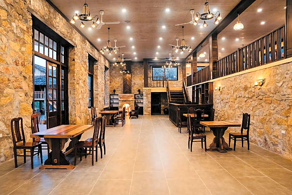 Khuoi Han Ecolodge Cao Bang