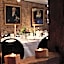 Hotel und Weinhaus Zum Krug