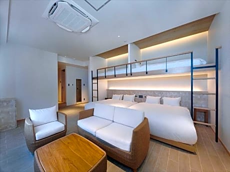 Deluxe Loft