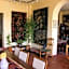 Silk Road Hotel