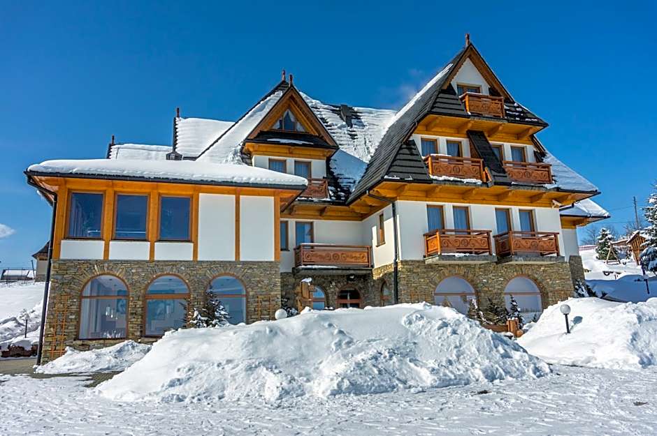 Hotel REDYK Ski&Relax - narty i widok na góry na wyciągnięcie ręki
