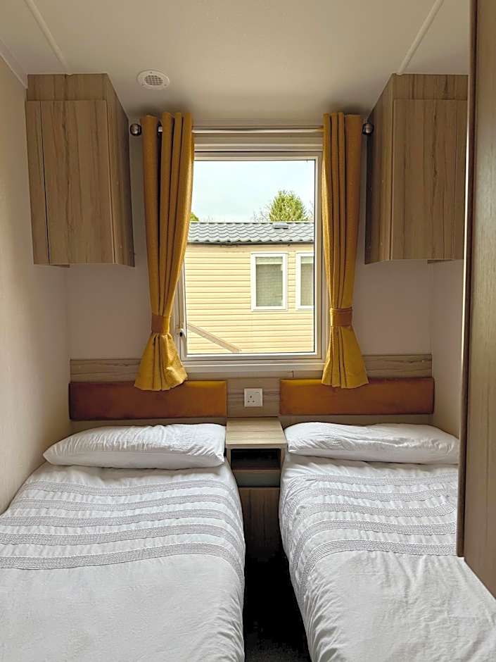 The Trout Van - Beautiful, luxury static caravan
