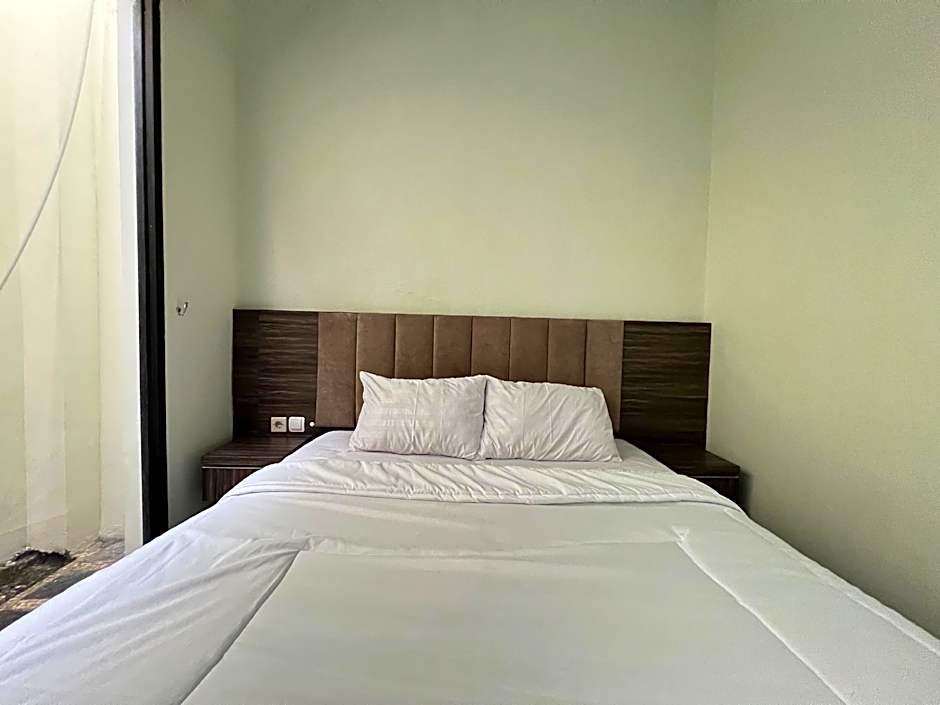 Nofrah House Syariah Mitra RedDoorz