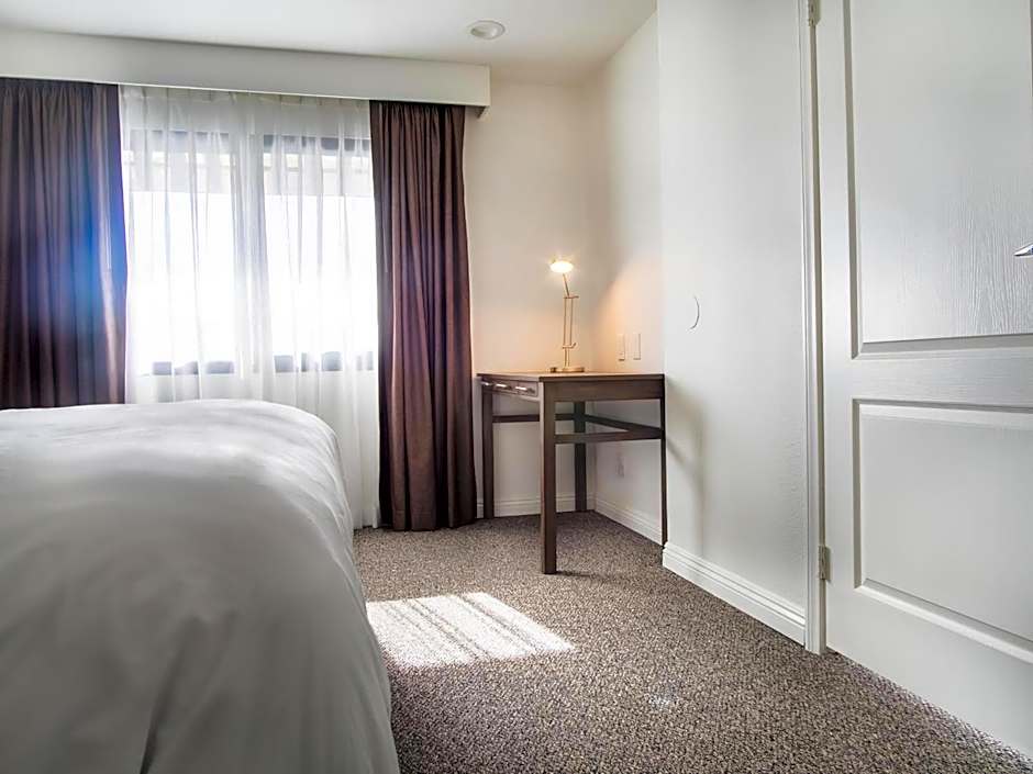 Serene Vegas Boutique Hotel