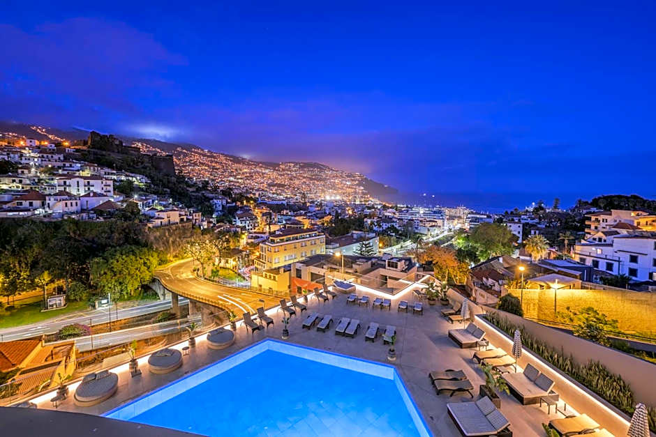 The Views Baia - Adults Only