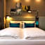 Motel One Amsterdam-Waterlooplein