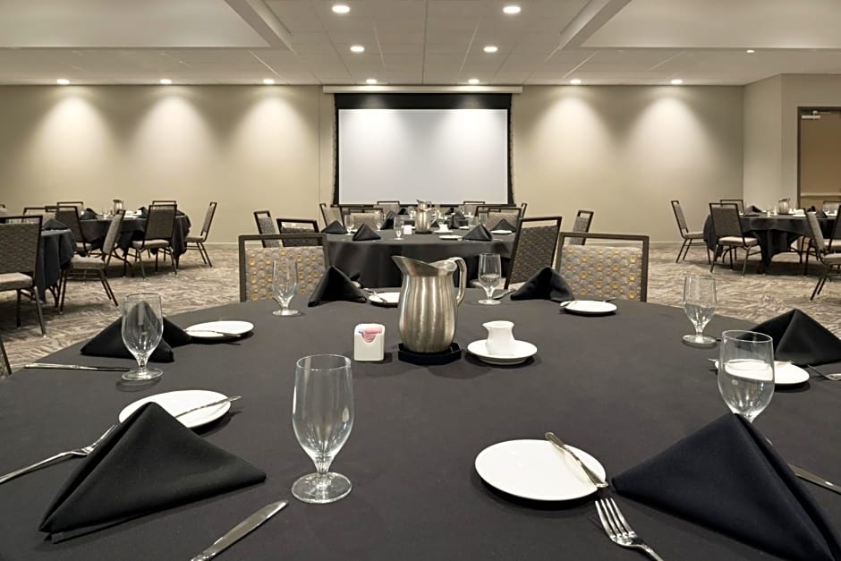 Holiday Inn - Bloomington - Normal, an IHG Hotel