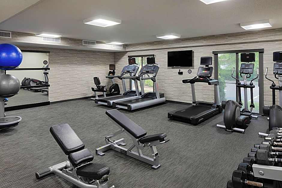 Courtyard by Marriott Cincinnati Blue Ash