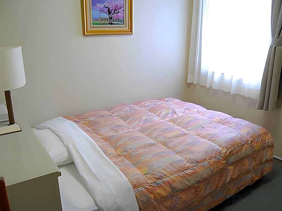 Ueda Ekimae Royal Hotel