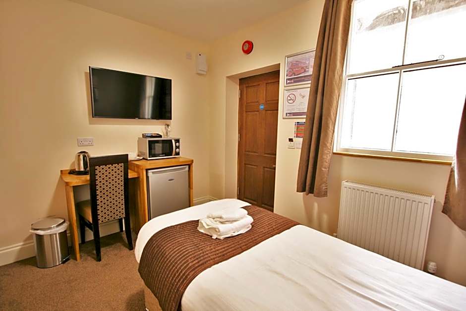 New County Hotel by RoomsBooked