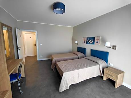 Comfort Quadruple Room