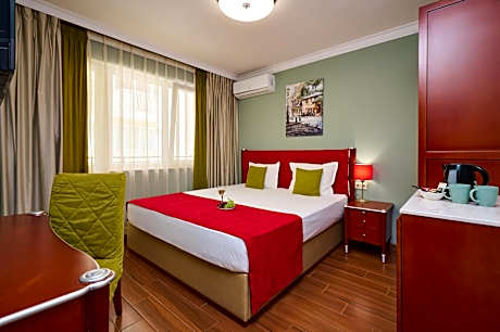 Deluxe Double Room with Balcony