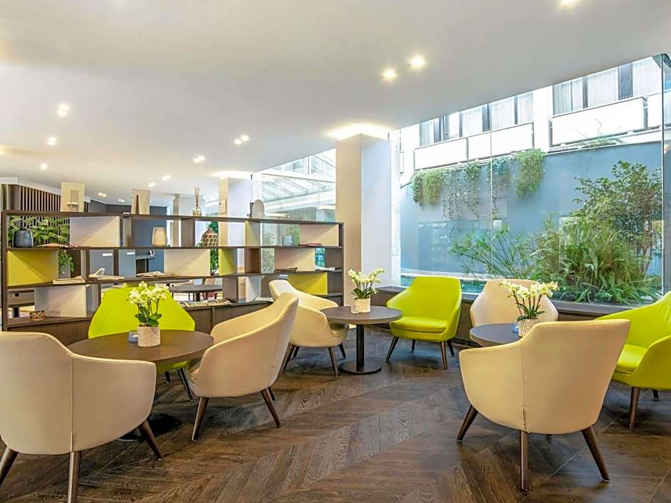 Mercure Roma West