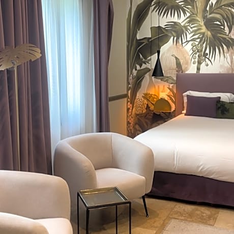 Suite Junior-Terrasse-King-SDB privée avec baignoire