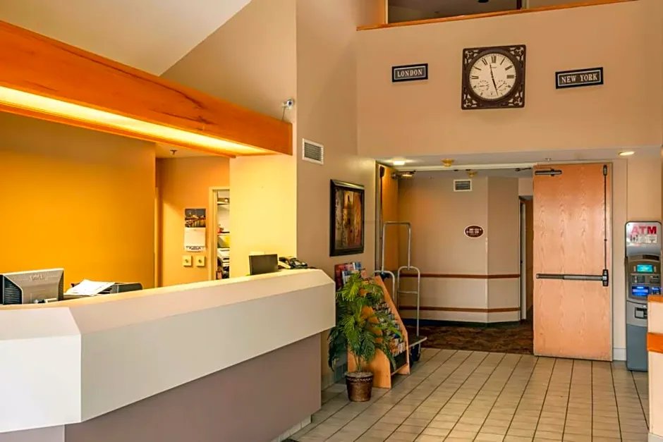 OYO Hotel Lincoln Airport NE, Hwy 80
