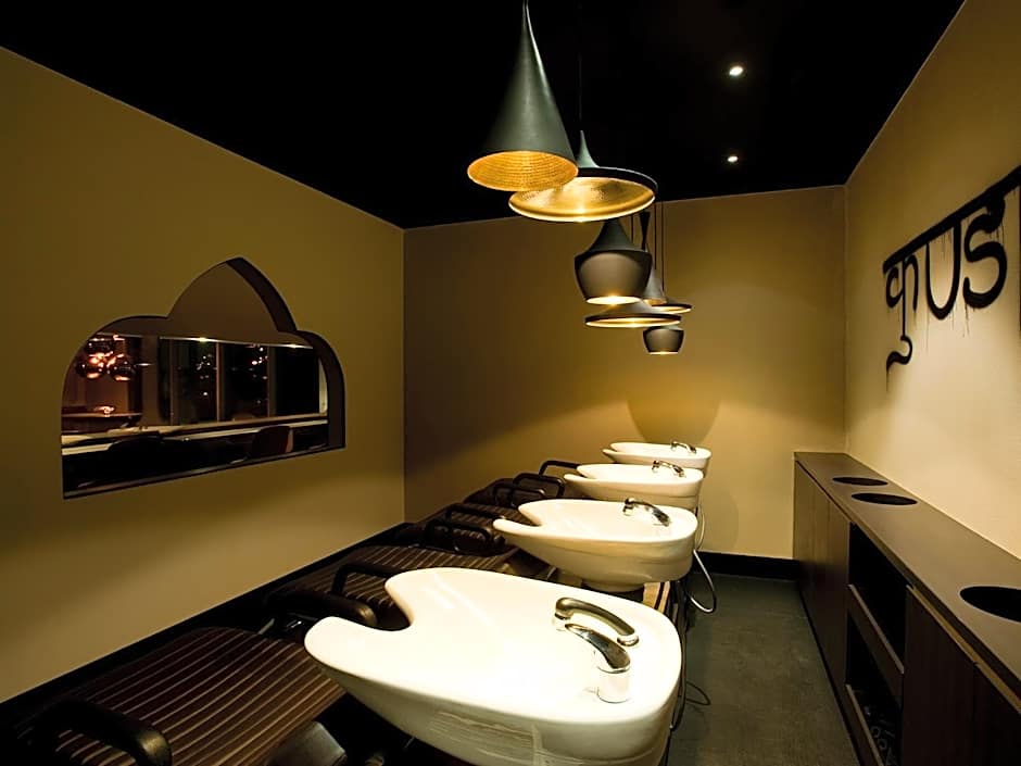 Little National Hotel