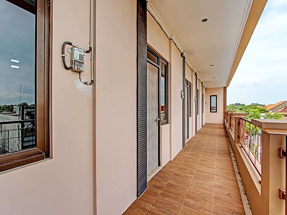 Hotel O Kristin Homestay