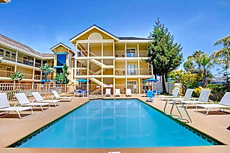 Hotel Solares