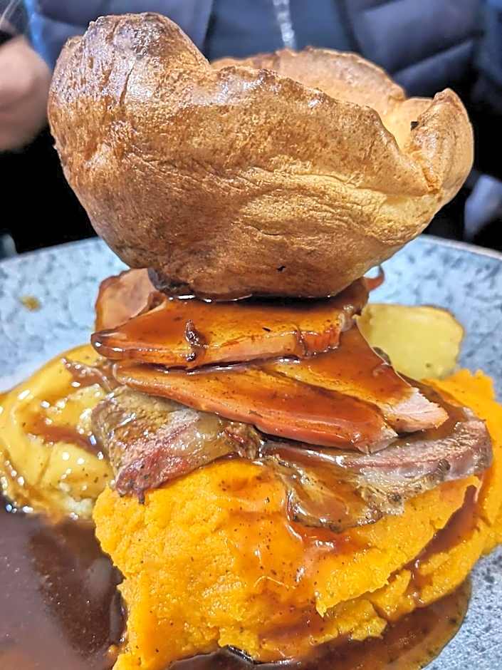 The Hinds Head Hotel