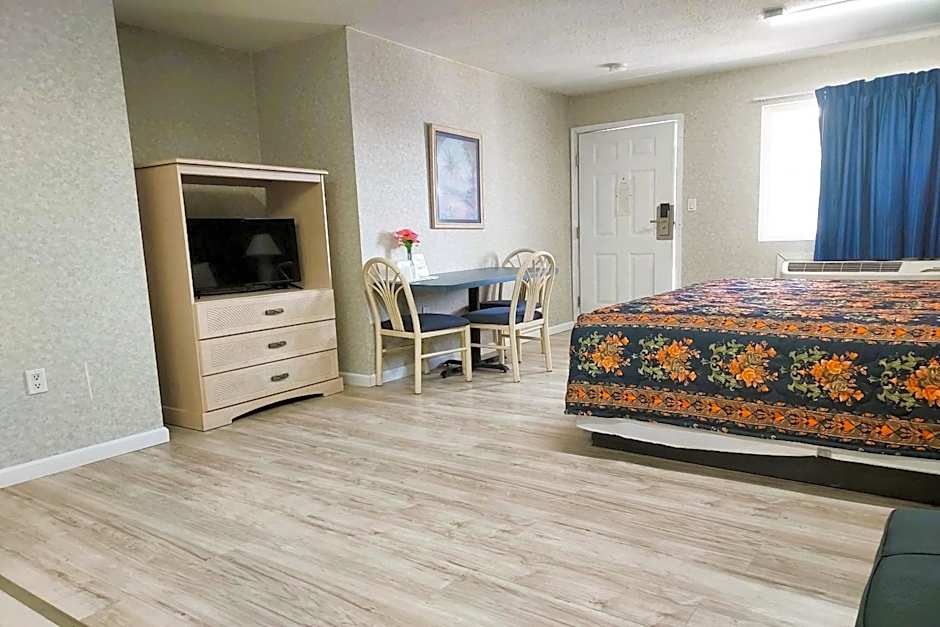 Studio Inn and Suites