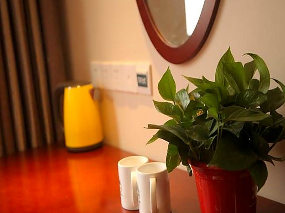 GreenTree Inn ShangQiu Normal College Wenhua(W)Road Business Hotel West Road Branch