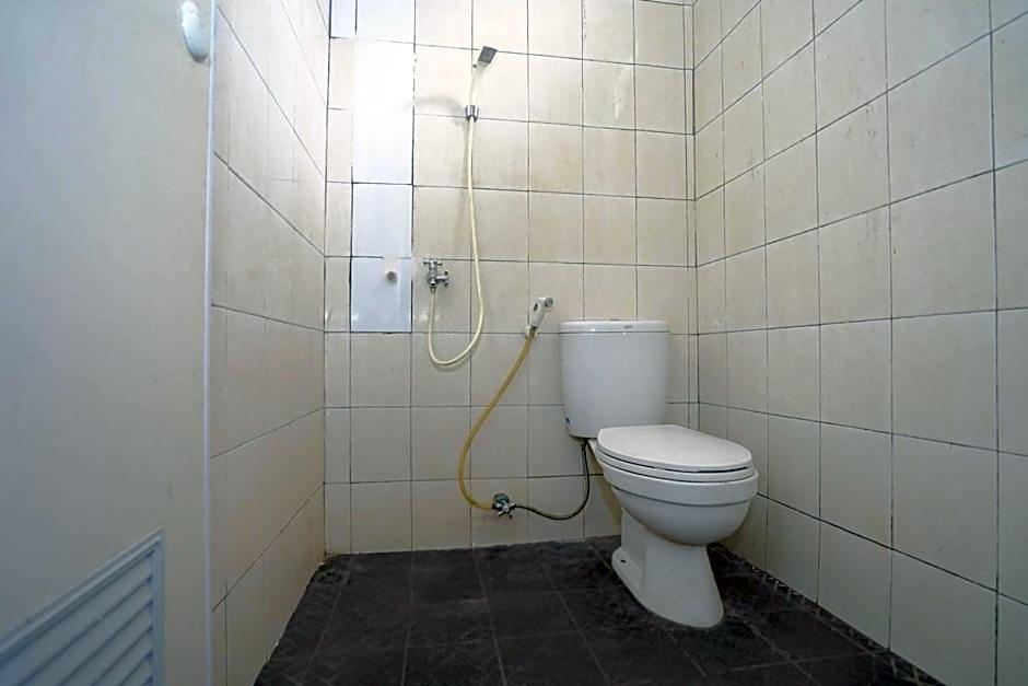 OYO Life 2874 Berlian Residence