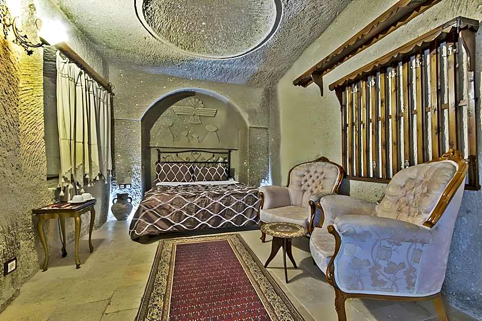 Antique Terrace Suites