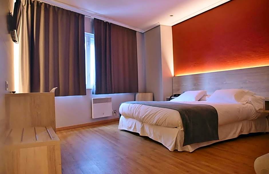 Hospedium Hotel La Marina Costa da Morte