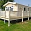 8 Bed Sun Decked Caravan Unlimited High speed Wifi and fun at Seawick Holiday Park