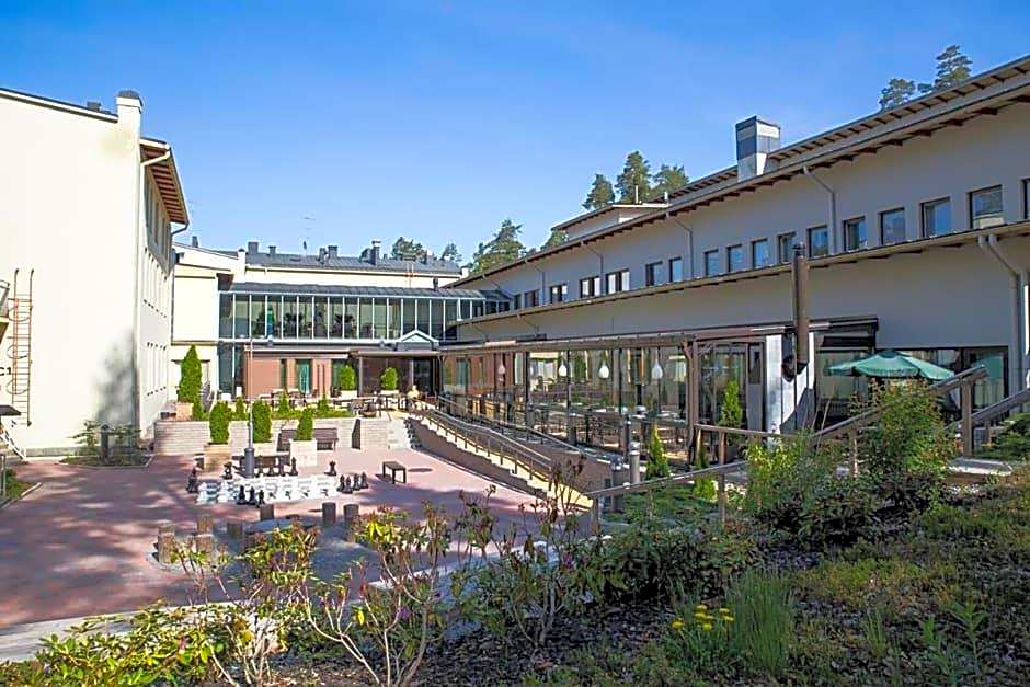 Kruunupuisto Hotel