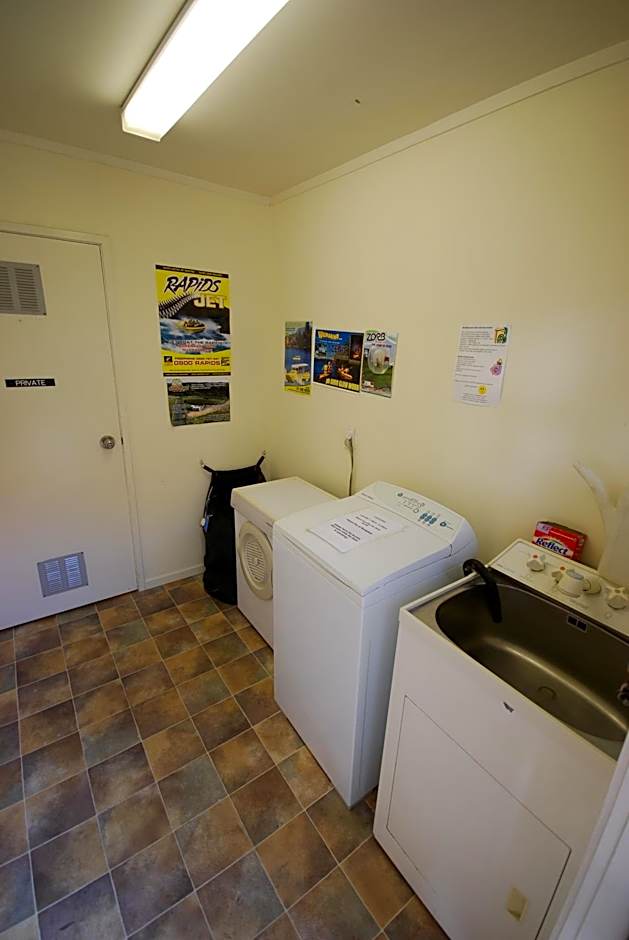 Baden Lodge Motel - PRIVATE SPA Bath
