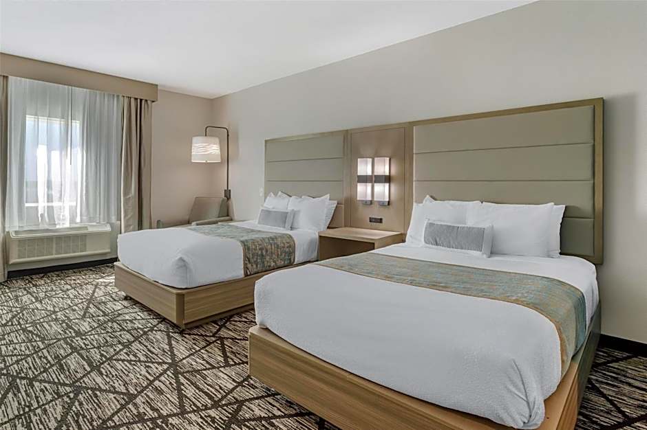 Best Western Plus Mid County