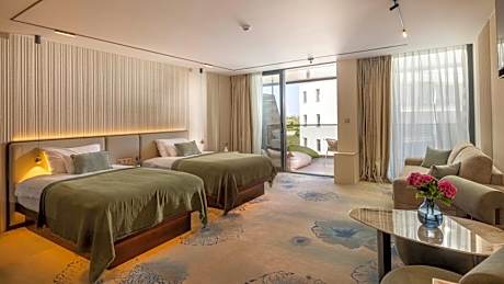 Double Room with Balcony and Sea View