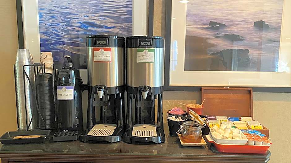 Port Inn & Suites Kennebunk, an Ascend Collection Hotel