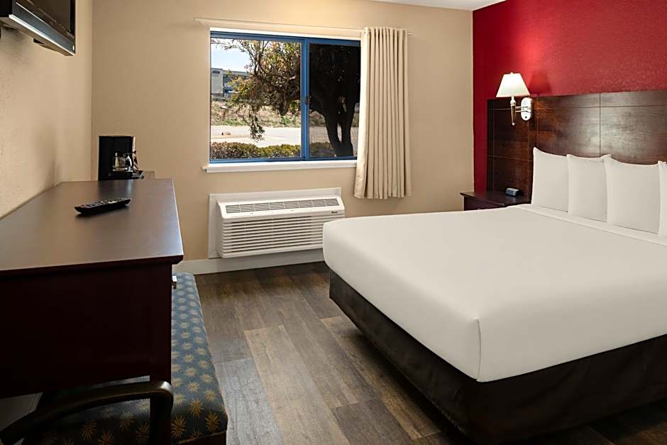 Bay Breeze Inn