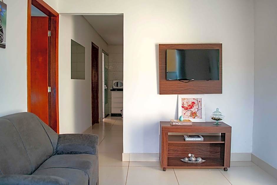 Casa com 2 Quartos e Varanda Gourmet