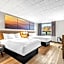 Days Inn by Wyndham Liberty