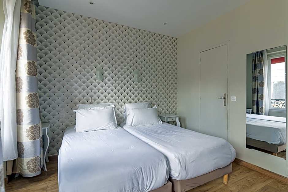 Hotel Riviera Renovated