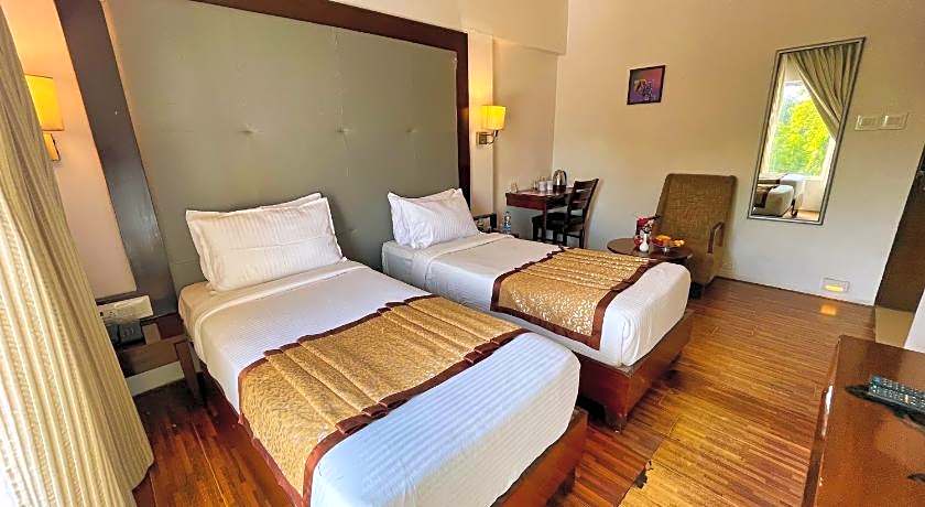 Hotel Clarks Collection Bhavnagar