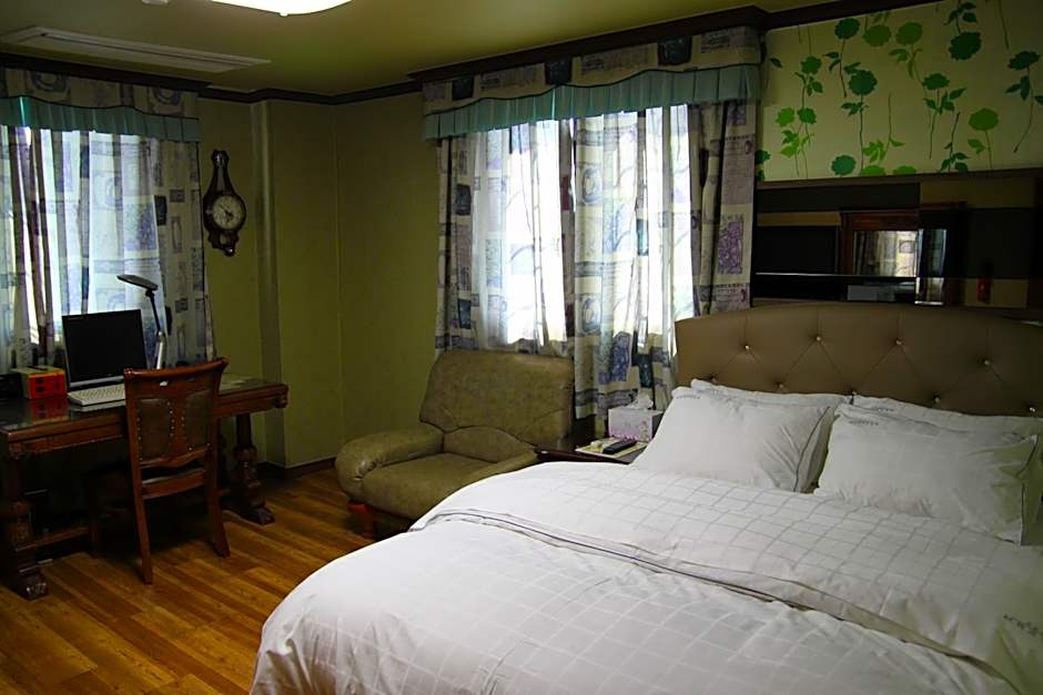 Gunsan Western Hotel