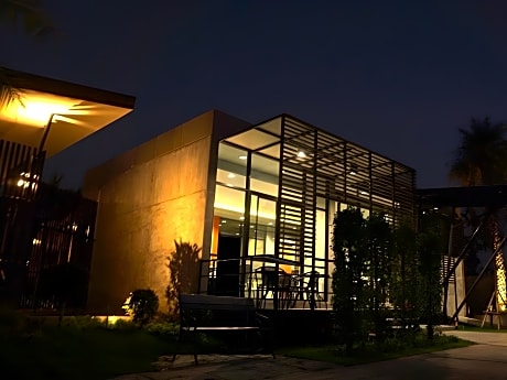 Mila Garden