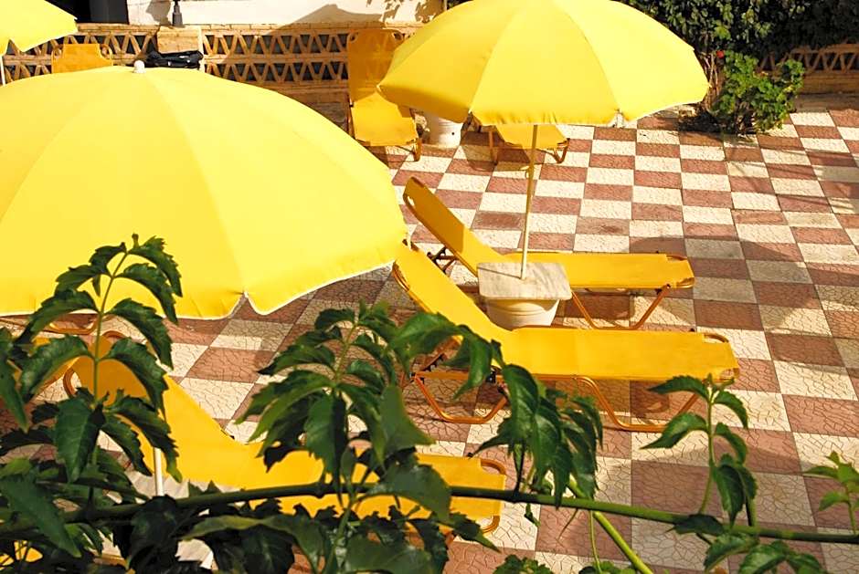 Vanessa Hotel