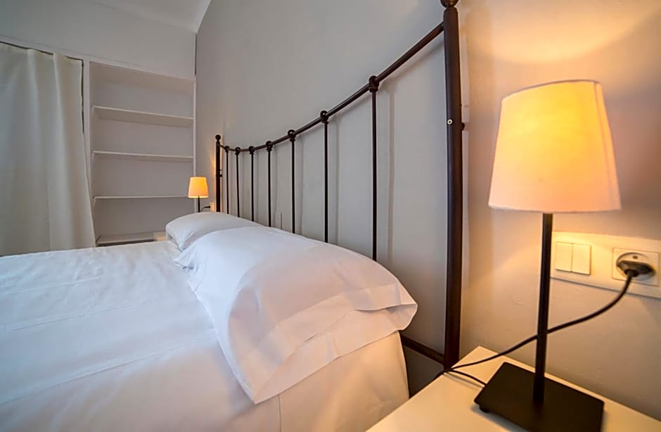 Casa Del Mar Hotel & Apartaments