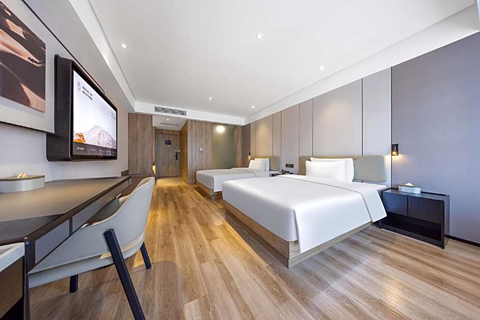 Atour Hotel Kunming Dian Lake