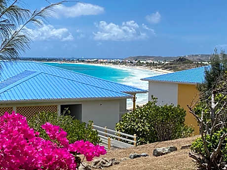 Studio Orient Bay