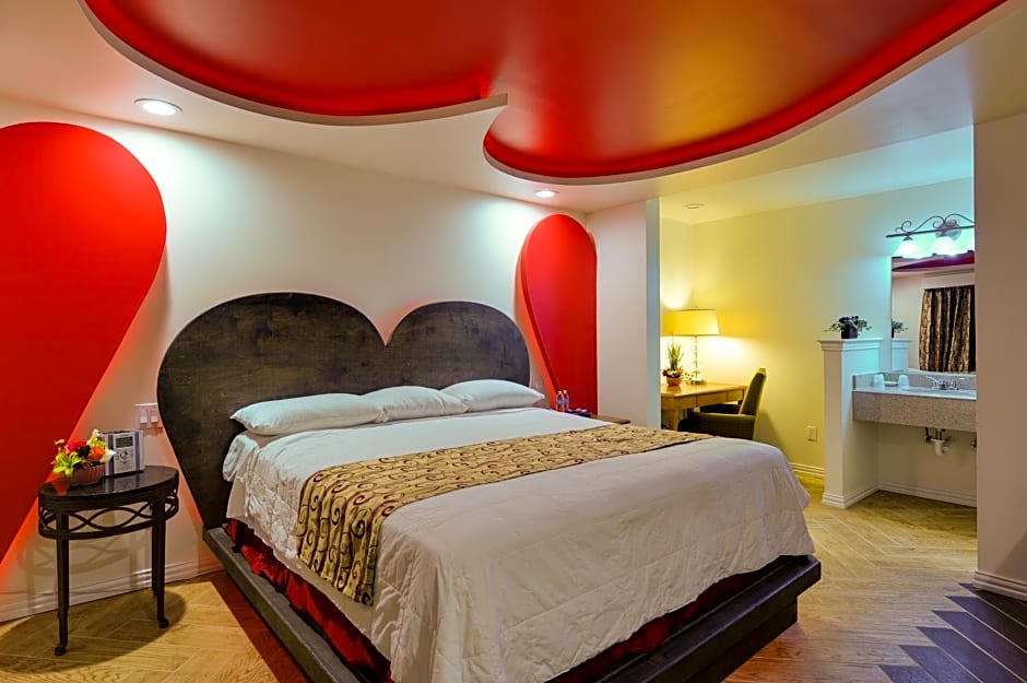 Romantic Inn & Suites