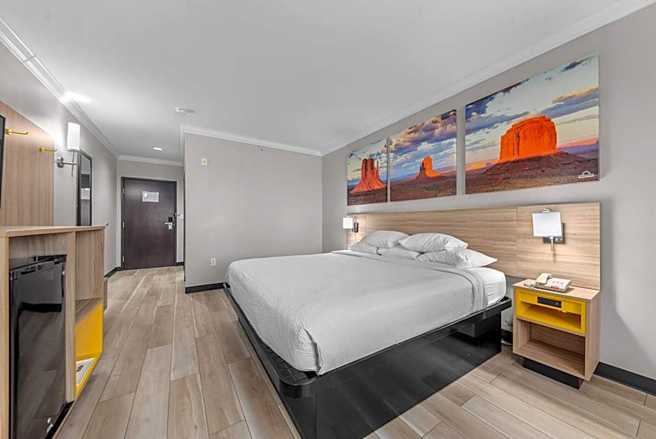 Days Inn by Wyndham Salado