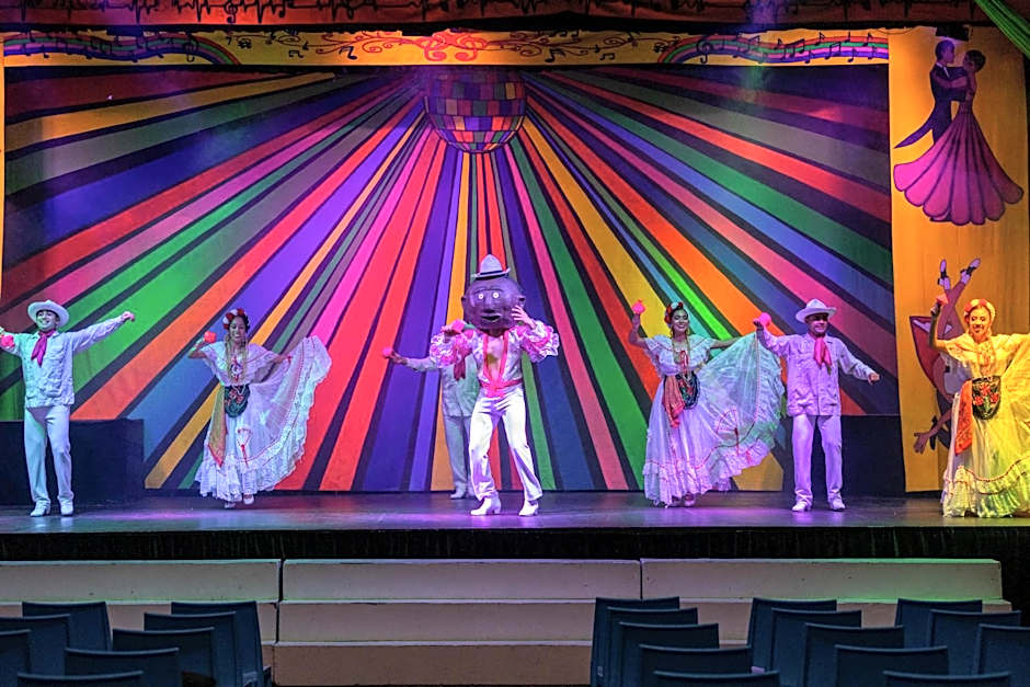 Tesoro Ixtapa Beach Resort