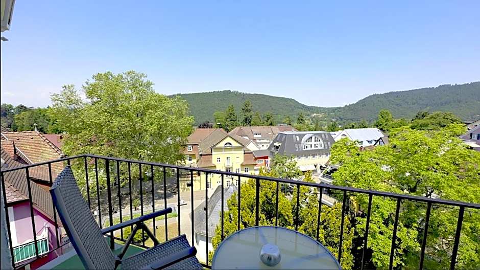 HOTEL YOGA JASMIN ehemals Hotel Eberhardt-Burghardt