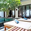 Gili Sands Hotel & Bar
